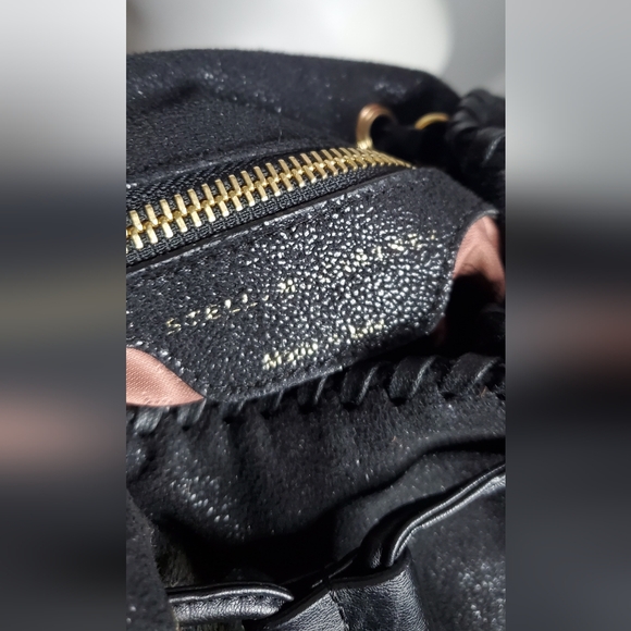 🔥🔥STELLA McCARTNEY-faux brushed-leather backpack-whipstiched gold chain trim. - Picture 10 of 13